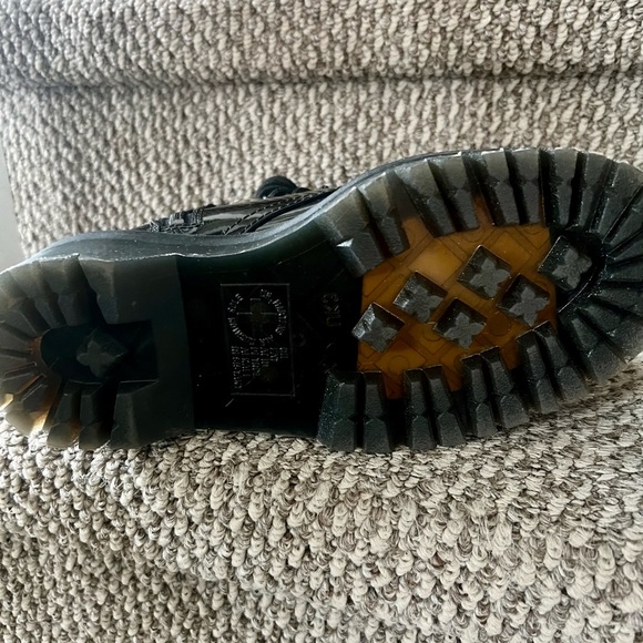 DR. MARTENS JADON BOOT PATENT LEATHER PLATFORMS - Picture 7 of 11